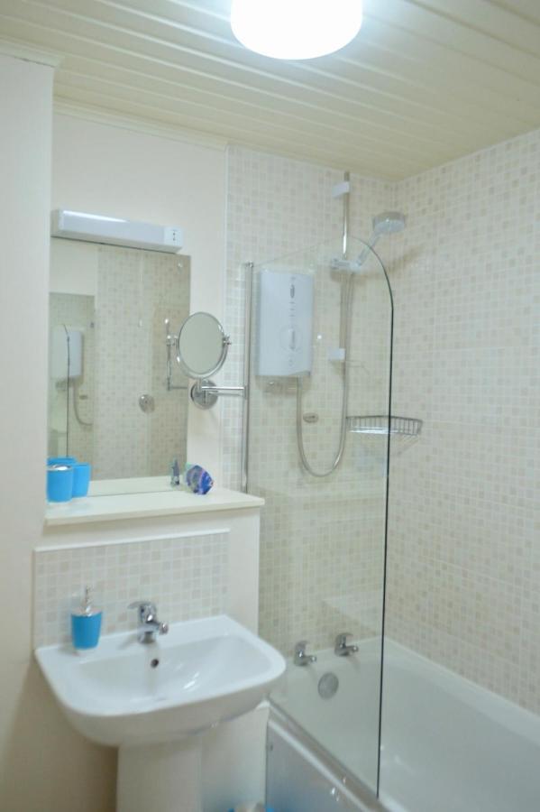 Gorgeous 2 Bedroom Apartment in Converted Church EDI Exterior foto
